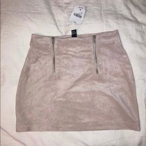 Nude skirt